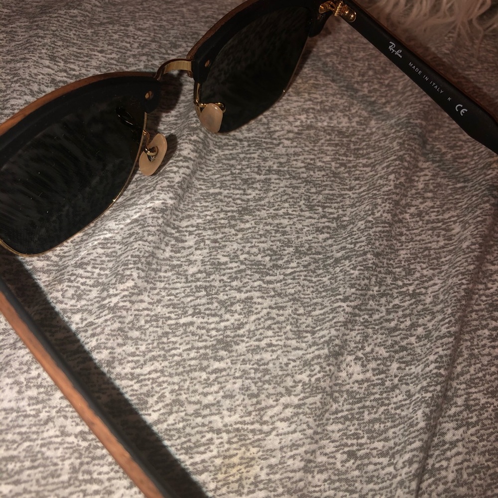 Ray Bans - Picture 2 of 3